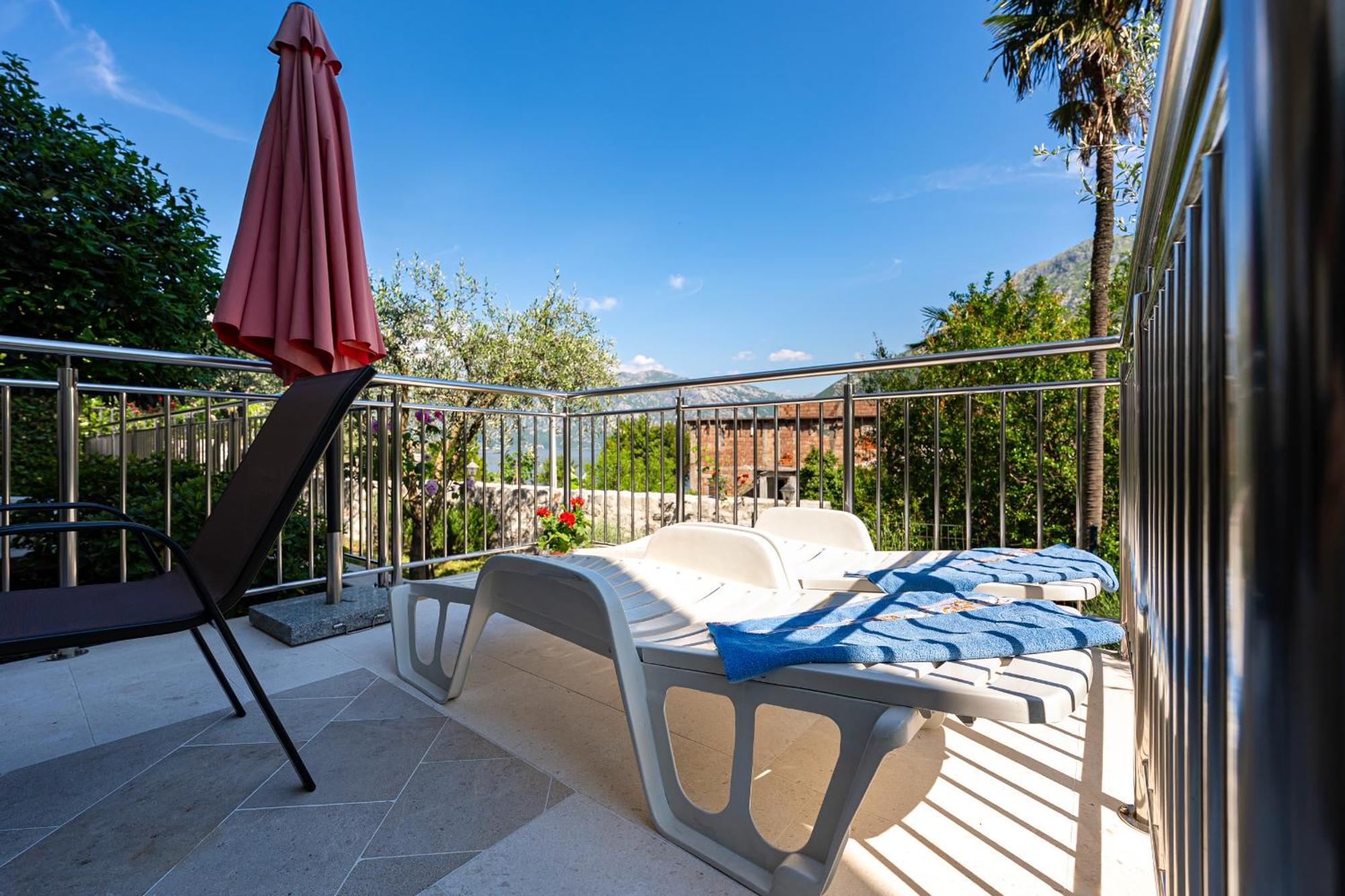 Hera Apartments دُنجِ ستُلِڤ المظهر الخارجي الصورة